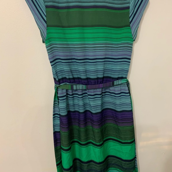Striped Dress with elasticized waist EUC - Picture 3 of 3